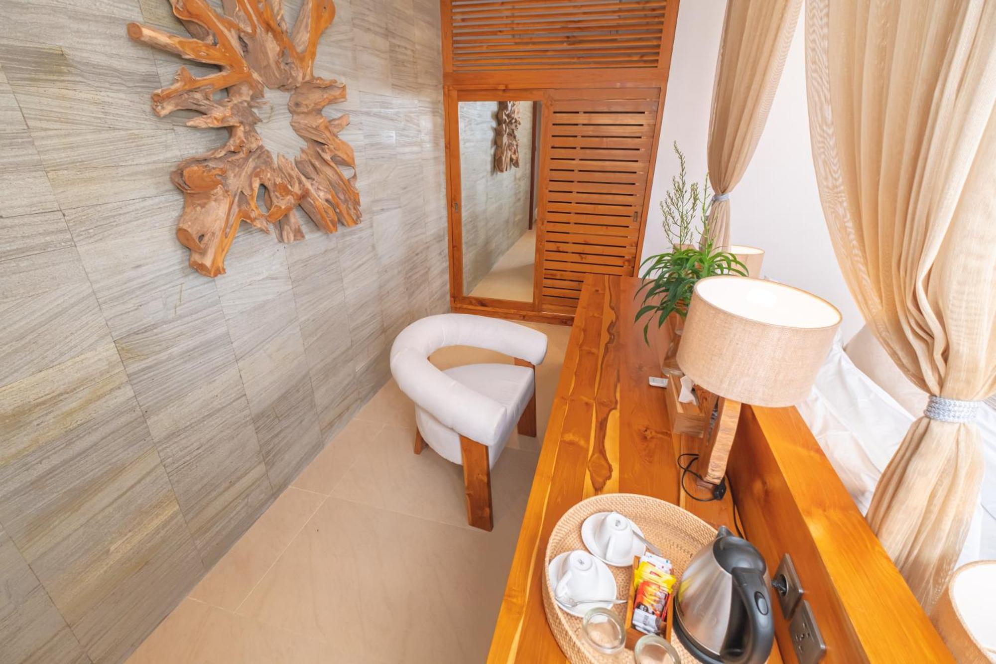 Villa Kaliente Toyapakeh Экстерьер фото