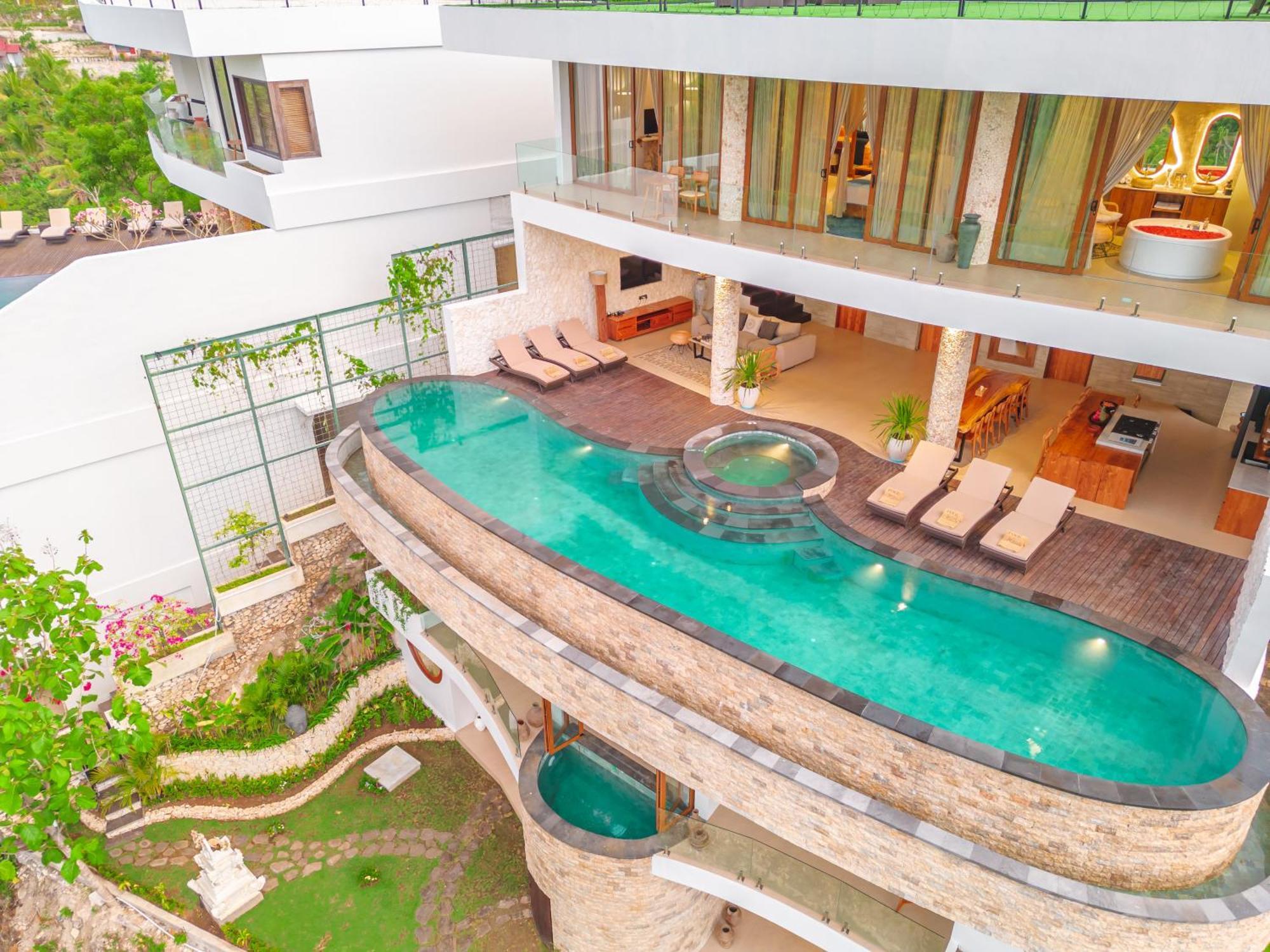 Villa Kaliente Toyapakeh Экстерьер фото